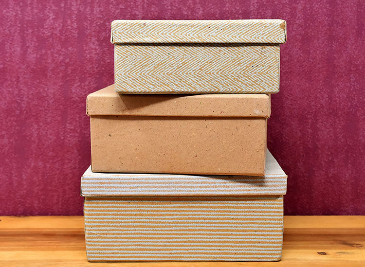 cardboard-boxes-3126552 (1)